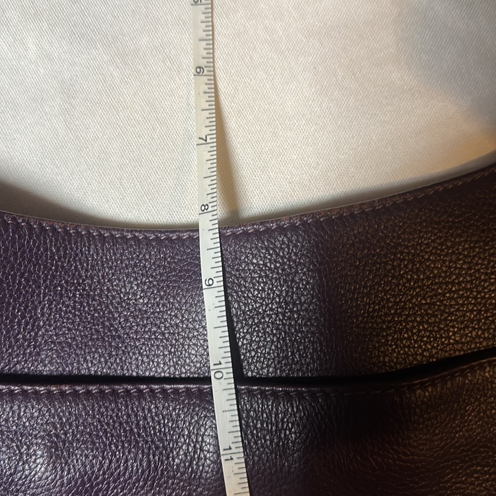 Michael Kors Purple Pebbled Leather Hobo Style Purse With 2 Outside Pockets - Picture 8 of 9
